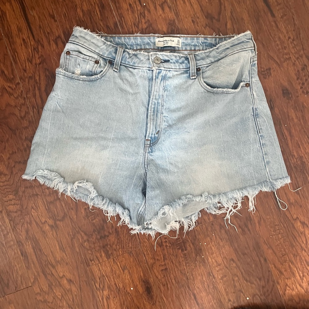 Abercrombie & Fitch Blue Jean Mom Shorts Distressed High-Waisted